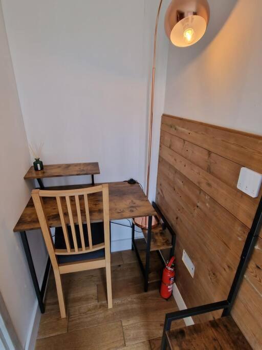Two-Bedroom Cosy Country Lodge With Private Patio Greenhithe Eksteriør bilde